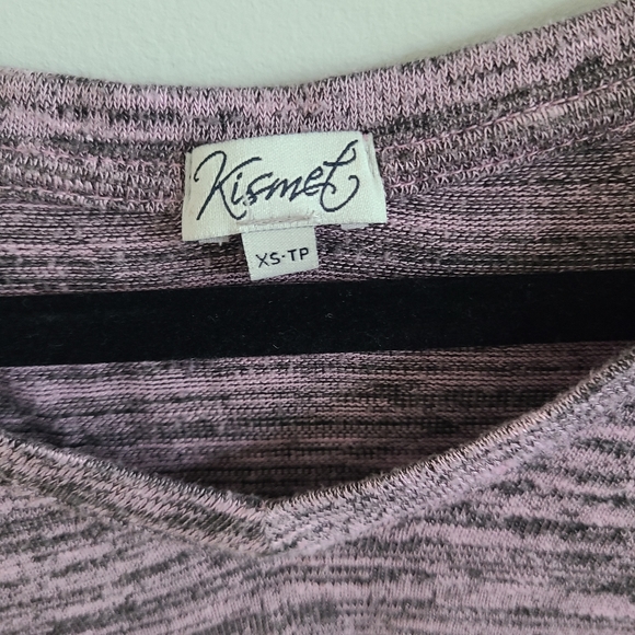 ✨️5 for $25✨️ Xs Kismet Purple Oversized Shirt - Picture 2 of 3